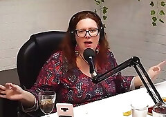 Swingers party at the mansion: Sex, partner swapping, mnage trois, and the police!  PodTrocar T01EP