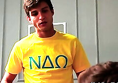 Dominant hairy stud bareback fucked by assrimmed BF