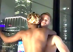 Fitness Model Gets Her Big Ass Fucked On Nyc Rooftop (public!)
