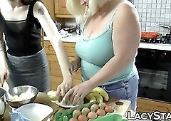 Lacey Starr and inked beauty make food and eat cunt