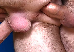 Twinks Jaxon Radoc and Orlando White fucking in a doorway