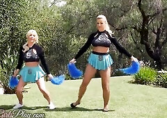 When Beauties play - Hawt lesbo cheerleaders
