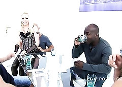 Lola Taylor Group Sex Fuckfest double penetration Golden Shower Void Urine Floozy Pee Urinal Wc