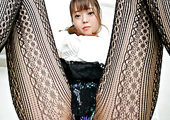 Close-Up Pantyhose & Foot Fetish VR - MAX-A