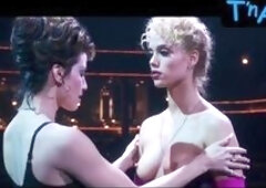 Elizabeth Berkley Lesbian,  Butt Scene  in Showgirls