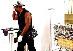 Yummy Guy Whacking Off