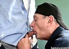 sucking off homeless dude found in his junked car