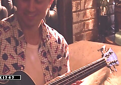 Cinta Penelope - Ngajari Nggitar Dibayar Kenthu - young Indian with big ass