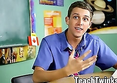 Classroom buddies anal fuck on the table