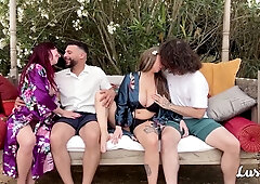 Full House Of Love Of 3 Filthy Swinger