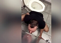 Getting my uncut dick sucked by gloryhole