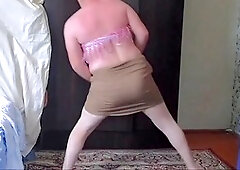 Youngster, big-butt, mega-bitch