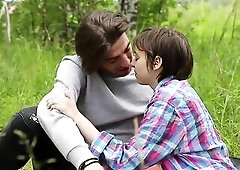 After football practice this babe lets him screw her unshaved snatch