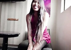 My ally invited me to work on her business and earn a lot of cash with two facile apps