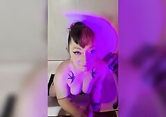 Endless piddle stream dump for LivingDeadDani