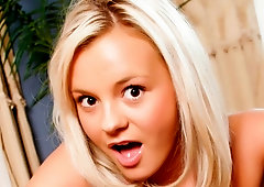 Blonde girlfriend Bree Olson is sucking and swallowing in the end