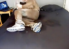 mud, piss and dildo play in my bed.