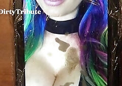 Coplay influencer and Instagram model Laura Lux cum tribute