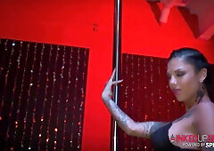 Tattooed Slut Bonnie Rotten Strips, Squirts and Bangs - AltErotic