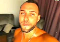 HAIRY MEN JIZM ON WEBCAM