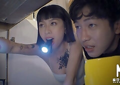 Interracial Asian sex with a long-legged brunette girlfriend Yue Ke Lan