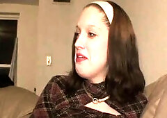 Brunette hookup amateur blowjob and dirtytalk sexdate