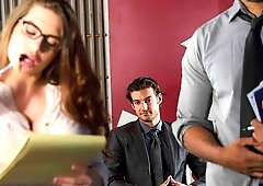 Twerking enthusiast Veronica Vain getting fucked with passion