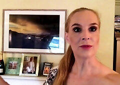 Blonde solo jerking off