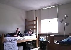 Hot Guy Cums At The Gym!