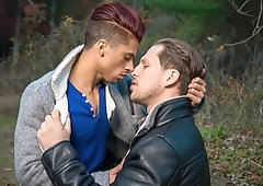 Latin hottie Armond Rizzo bottoming for hunky Roman Todd