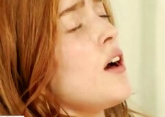 Horny Couple Can't Control Themselves Outside