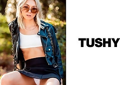 Rich teen hottie Chloe Temple is enjoying intensive anal sex