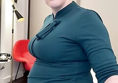 Casting Curvy: Assistant With Biggest Bazookas Seduces Her Boss So This guy Can Focus For The Rencounter