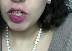 Egyptian confession - بالراحة علي انا كسي وجعني انا مش قادرة نيكني بزبك العنتيل