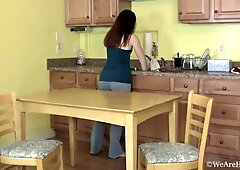 Kitchen masturbation time with Annabelle Lee - WeAreHairy