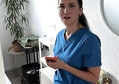 Alex is back at his beloved massage parlor for one more full-body session with the breathtaking masseuse Eva. At 1st, the hot Eva doesn’t recognize 