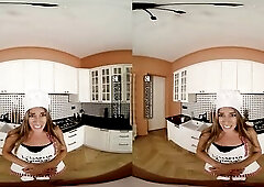 VR Bangers: Concupiscent Italian Deepthroats & Bangs Anally to Get Cum for Her Gelato - VR Porn