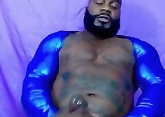 DV FAVE: HAZEL EYES, GIVING DIRTY TALK & BULGING PIPE