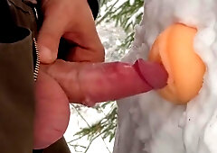 Santa pounds a snow dame - Vertical 60fps