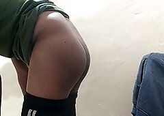 Average body, nubile, straight guy