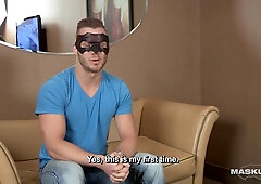 Mike’s Ambisexual Muscle Display - Very first-Time Solo Dude Ripples & Faps