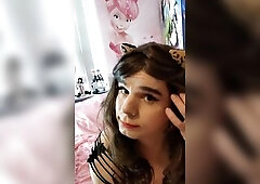 Sissy screws and sucks with joy!