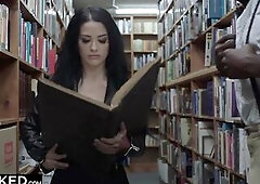 BLACKED This BBC queen finds ebony nerd with massive penis !