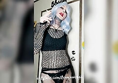 Luna gets carnal and smokes a cigarette.