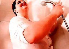 Amateur Big Boobs jerks Big Dick