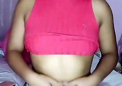 Teen 18+ Lankan Chick Showing Her Cute Boobs