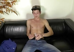 Live Masturbating Performance