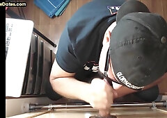 Barebacked gloryhole DILF sucks BFs cock in amateur video