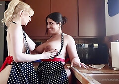 Skye Blue Seduces Sarah Arabic Lesbian Porn