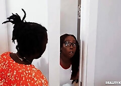 Study Break Dickdown: BWC Oliver Flynn and Busty Ebony with Big Naturals Ceceswetdreams